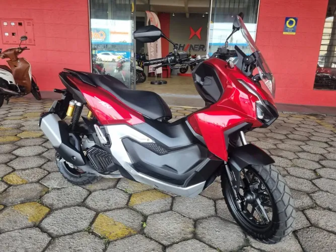 Honda ADV 160 cc 