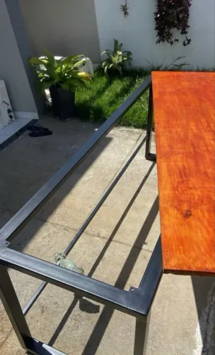 Mesa estilo industrial