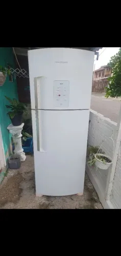 Geladeira 220W
