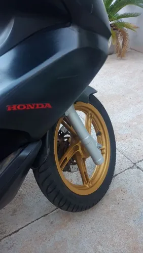 Pcx único dono baixa km 