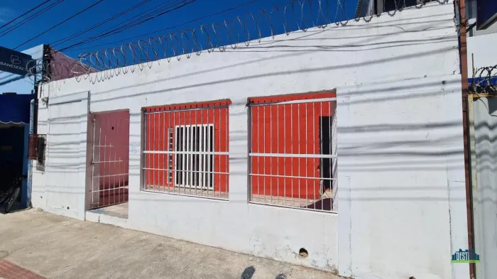 VENDE | Área comercial no Centro de Vila Velha