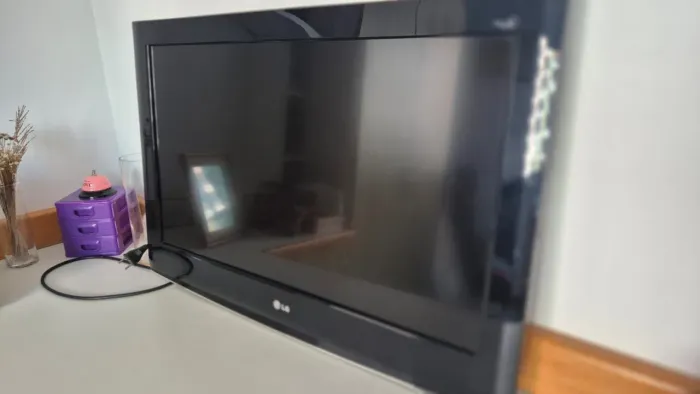 TV LG 32" Full HD + Chromecast Original Incluso
