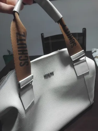Bolsa SCHUTZ nova.
