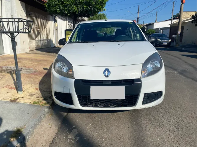 Renault Sandero Authentique Hi-flex 1.0 16V 5P 2014