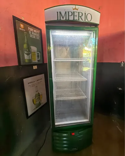 Freezer expositor cervejeiro metalfrio imperio