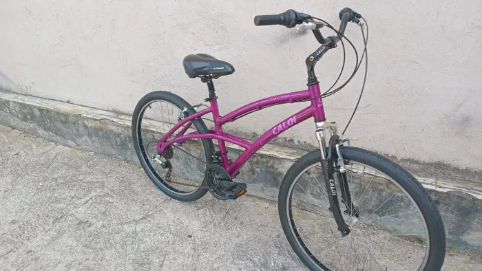 Bicicleta caloi em alumínio aro 26 praticamente nova posso levar com taxa