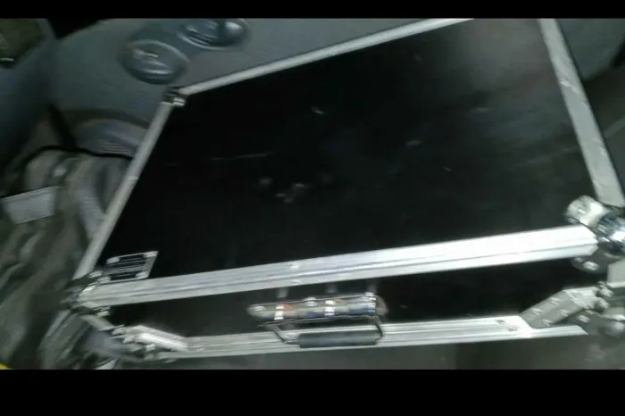 Controladora DDJ FLX4 + CASE