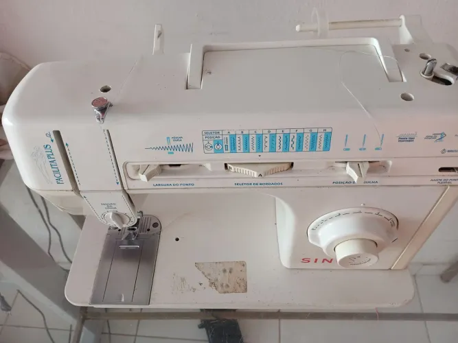 Máquina de costura para venda