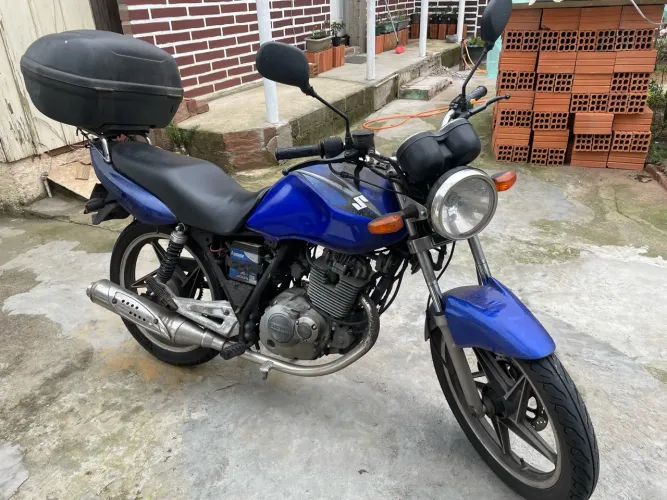 Suzuki Intruder 125 2008