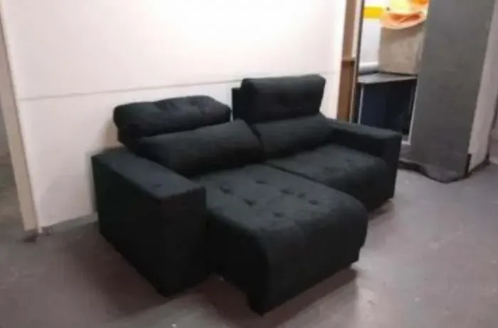 Sofá retrátil a pronta entrega