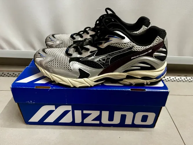 Tênis Mizuno Wave Rider 10