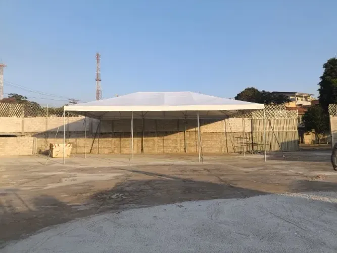 TENDA PIRAMIDAL 10X15