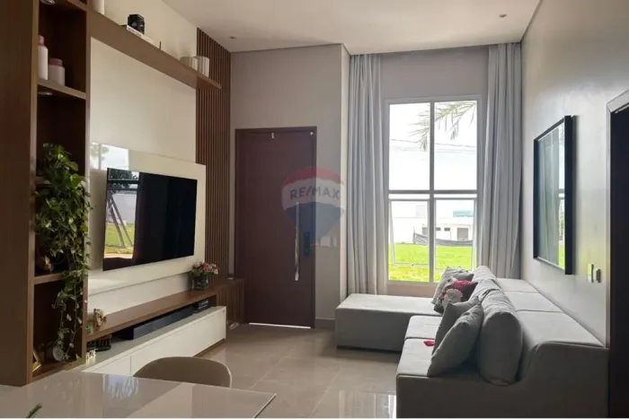 Casa com 2 quartos e 1 suíte
