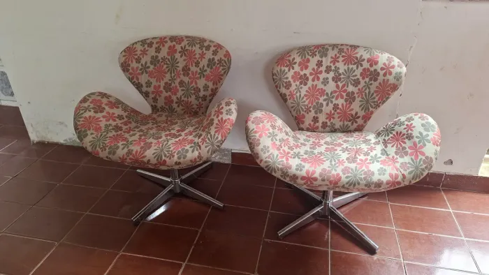 2 cadeiras especiais 