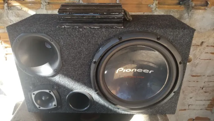 Caixa trio da pioneer com módulo
