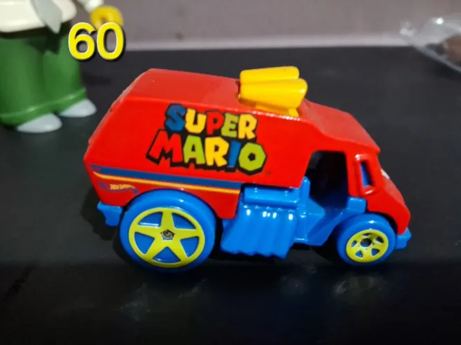 Hot wheels Mário