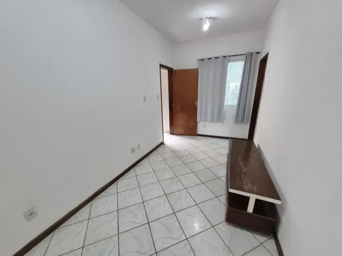 Apartamento 2 Quartos (1 suíte), Condomínio Fechado, Taxas Inclusas, Garagem, Portaria 24h
