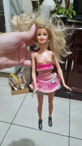 Barbie moda e magia