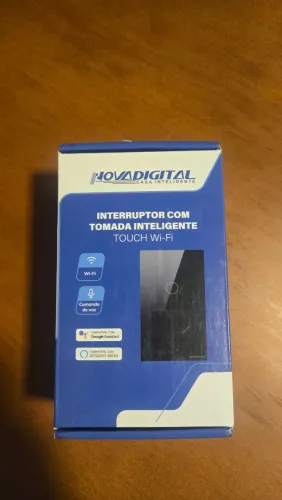 Interruptor com tomada inteligente Touch Wi-Fi da Nova Digital 