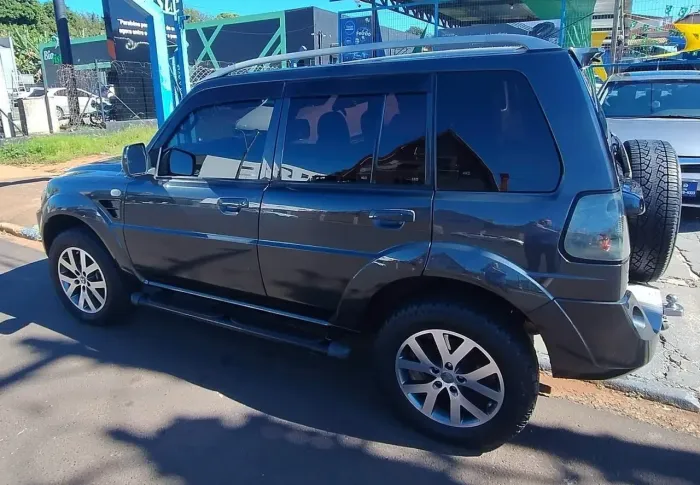 Mitsubishi Pajero TR4 2.0/ 2.0 Flex 16V 4X4 Aut. 2010