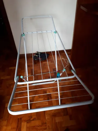 Varal de chão grande
