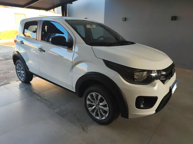 Fiat Mobi Like 1.0 Fire Flex 5P. 2024