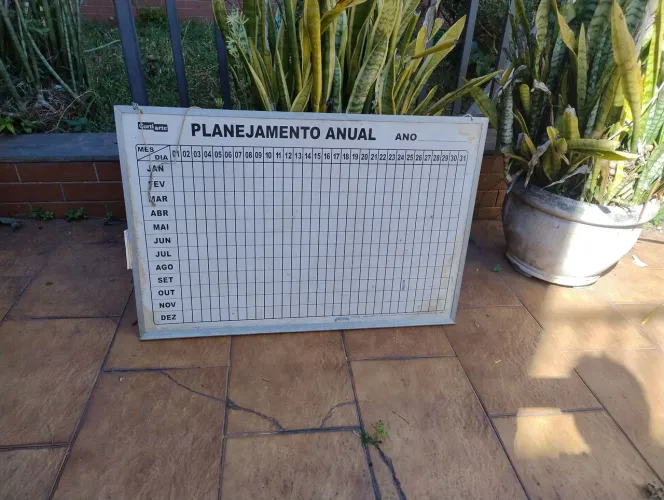 Quadro branco anual