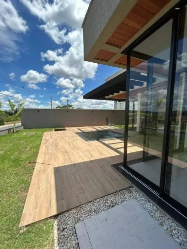 Sobrado 3 suítes à venda Residencial Villagio Toscana