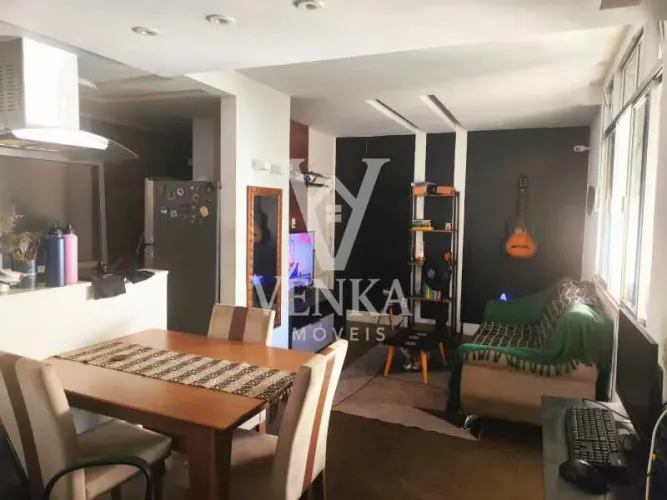 Apartamento : Padrão / Residencial / Leme