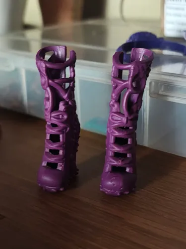 Botas Ever After High Magic Arrow Raven Queen