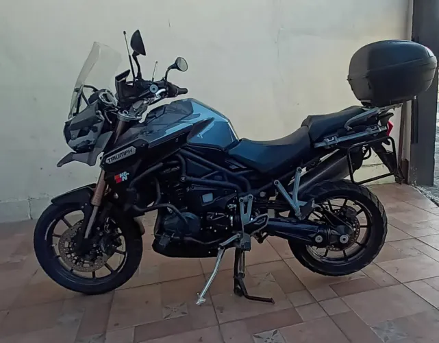 Triumph 1200 2015