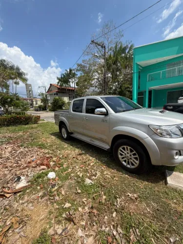 Toyota Hilux CD SRV D4-d 4X4 3.0 TDI Diesel AUT 2013