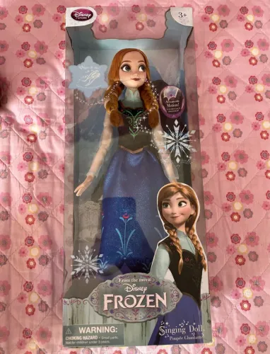 Boneca Anna Frozen Disney Store