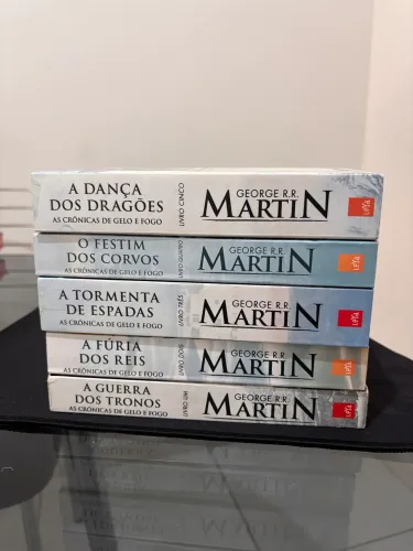Livros diversos - R$30,00-R$50,00