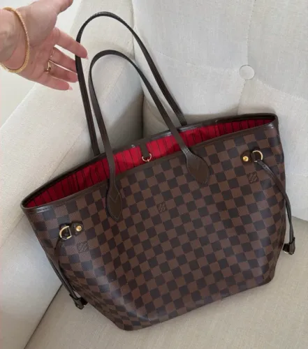 Bolsa Louis Vuitton em couro Neverfull MM