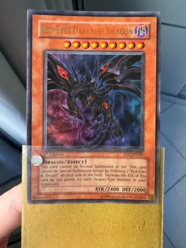 Red-Eyes Darkness Dragon 1st edition SD1-EN001 (LP) - YuGiOh
