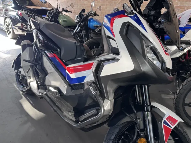 Honda X-adv 2018