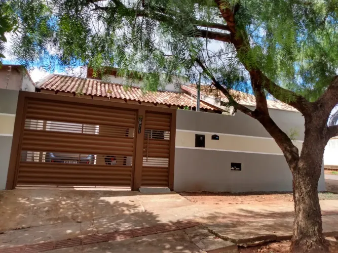 vendo casa de esquina