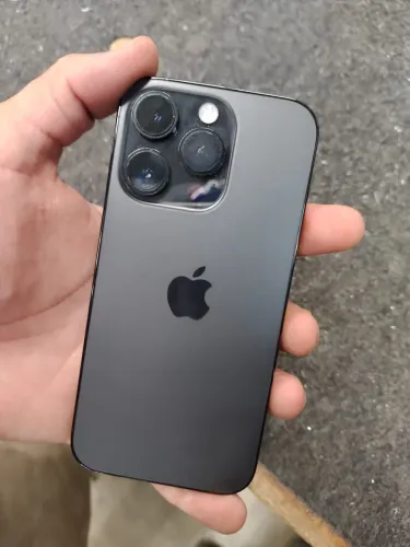 Vendo iPhone 14 Pro 2600$