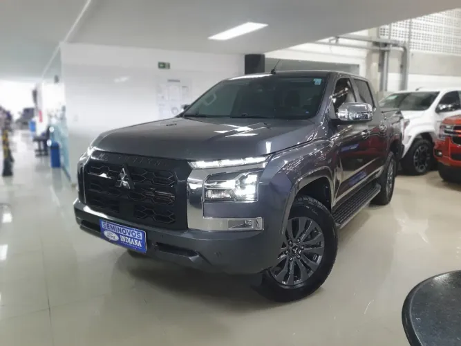 Mitsubishi TRITON HPE-S 2.4 CD 4X4 TB Diesel Aut. 2026