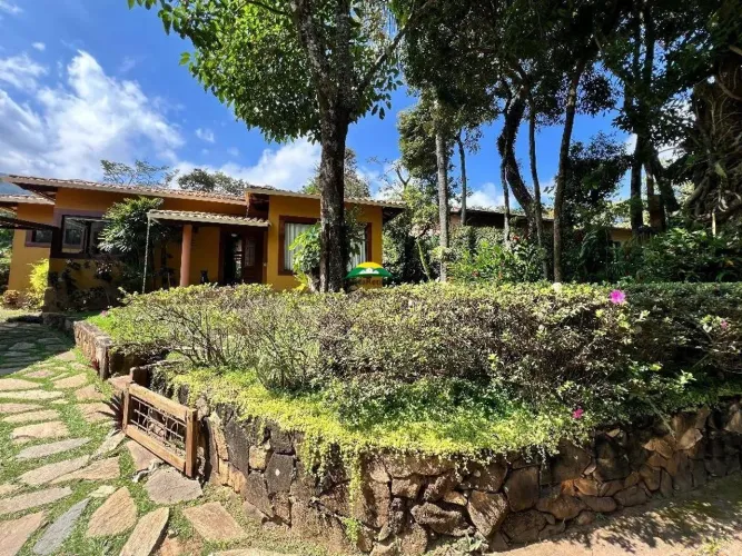 Casa para venda no Condomínio Retiro do Chalé