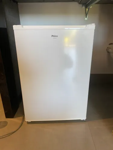 Frigobar Philco PFG95B 95L - Nunca Usado