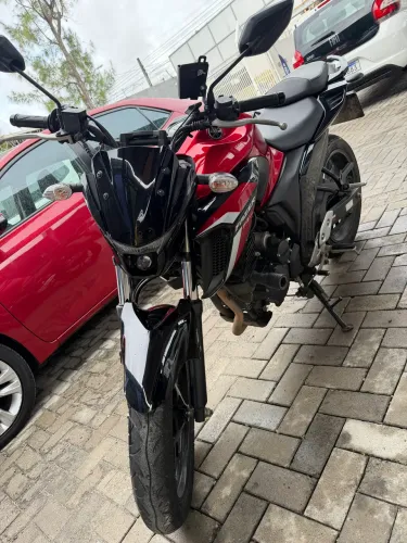 Fazer 25 250 com 6 mil km 