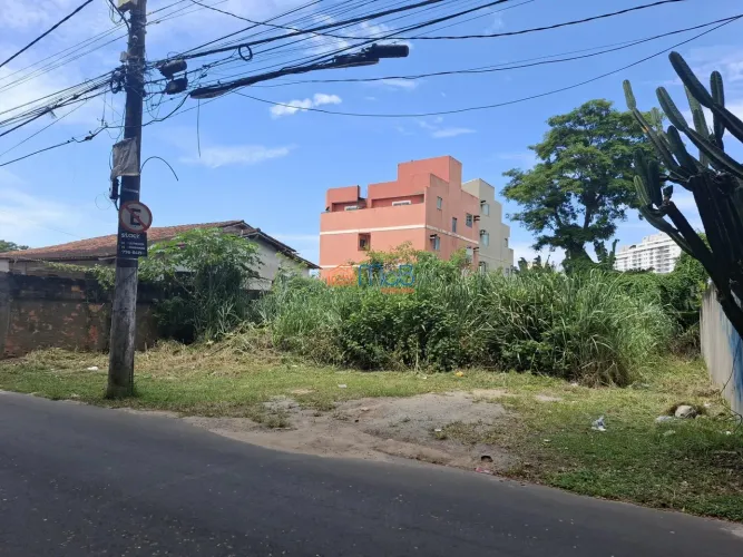 Oportunidade Única na Glória: Terreno de 450m²