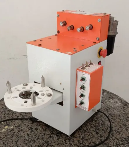 Máquina de fazer salgados 
