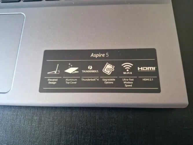 Notebook ACER 12° Geração em estado de zero com pouco uso!!! Aceito material de construção