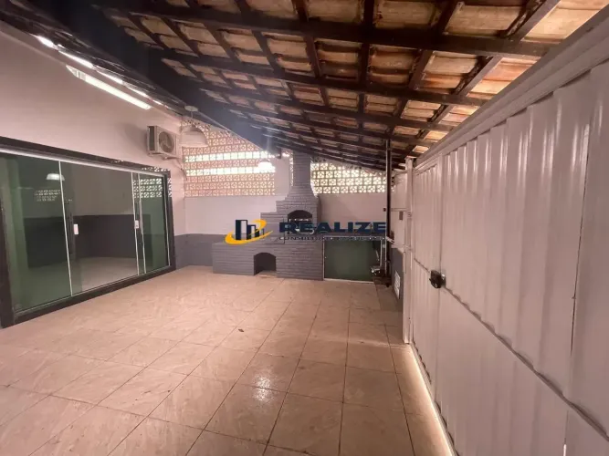 A L U G 0 =  Casa 02 Qts Jockey 150 M2 Próxmo Av Artur Bernades Com 16 Placas KwhAo Lado F