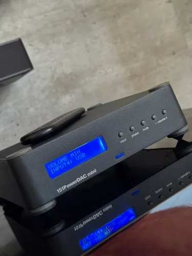 Amplificador Hi End Wadia151
