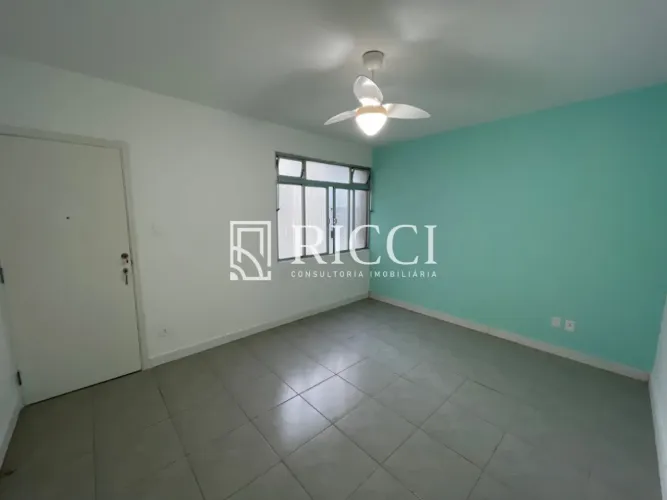 Apartamento à venda em Santos-SP, bairro José Menino, 2 quartos, 1 suíte, 1 sala, 2 banhei