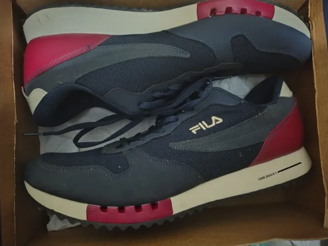 Tênis Fila Euro Jogger 47 Novo, numeração especial Não é Adidas Nike Asics Mizuno Skate